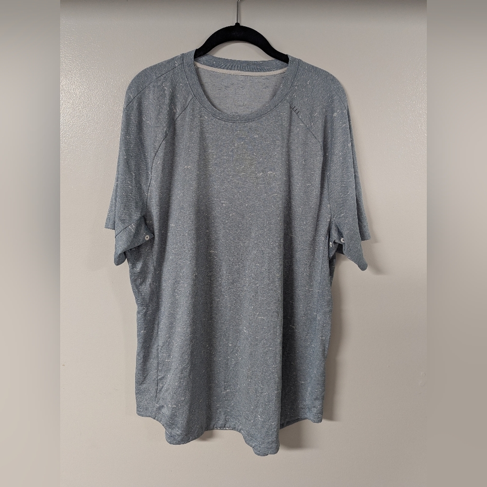 Men's Lululemon Shirt Size M